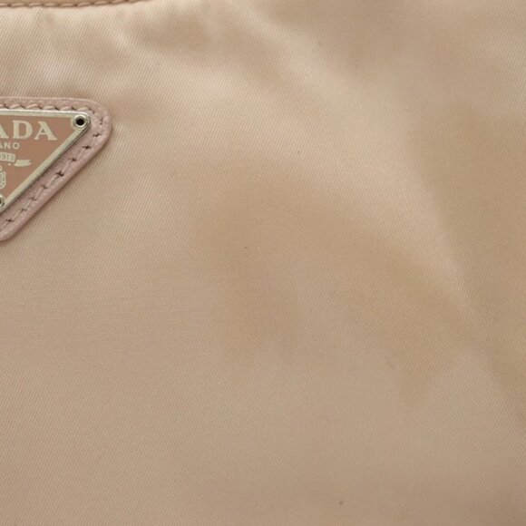 PRADA Re-Edition 2005 Re-Nylon Shoulder Bag Light Pink - Picture 6 of 14